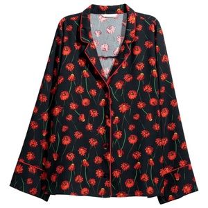 H&M black/red floral pajama jacket top US 6